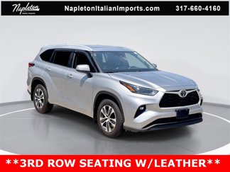 Used 2023 Toyota Highlander XLE image 1