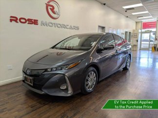 Used 2019 Toyota Prius Prime Advanced image 1