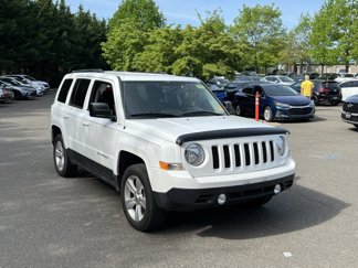 Used 2016 Jeep Patriot Latitude image 1