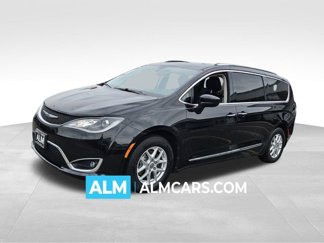Used 2020 Chrysler Pacifica Touring-L image 1