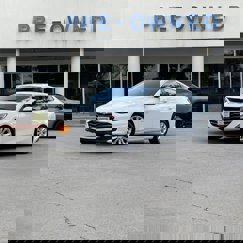 Used 2023 Chevrolet Malibu LT video 1