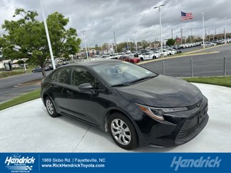 Used 2023 Toyota Corolla LE image 1