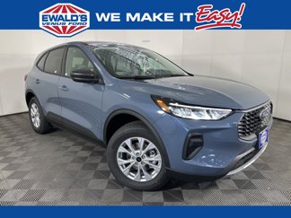 New 2025 Ford Escape Active w/ Cold Weather Package image 1