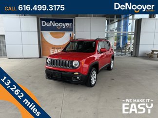 Used 2018 Jeep Renegade Latitude w/ Cold Weather Group image 1