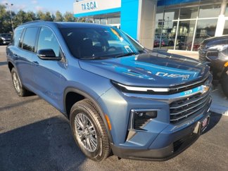 New 2025 Chevrolet Traverse LT w/ LPO, Floor Liner Package image 1