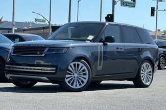 New 2025 Land Rover Range Rover SE image 1