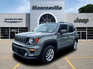Certified 2019 Jeep Renegade Latitude w/ Cold Weather Group image 1