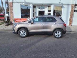 Used 2018 Chevrolet Trax LT w/ Driver Confidence Package image 1