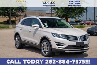 Used 2018 Lincoln MKC Reserve image 1