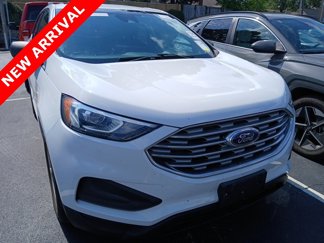 Used 2019 Ford Edge SE image 1