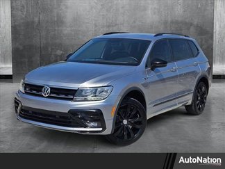 Used 2020 Volkswagen Tiguan SEL image 1