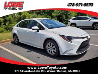 Used 2021 Toyota Corolla LE image 1