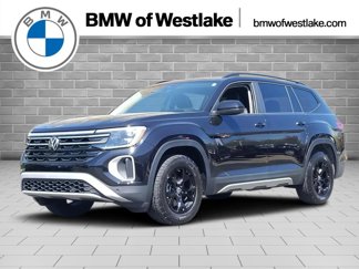 Used 2024 Volkswagen Atlas Peak Edition SE image 1