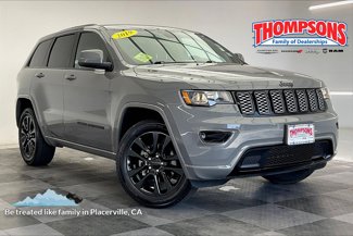 Used 2019 Jeep Grand Cherokee Altitude image 1