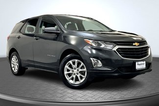 Used 2020 Chevrolet Equinox LS w/ LS Convenience Package image 1