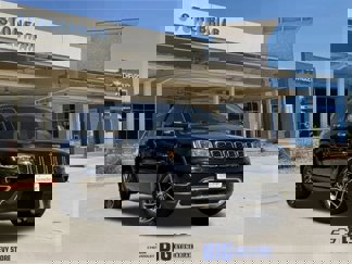 Used 2018 Jeep Grand Cherokee Limited image 1