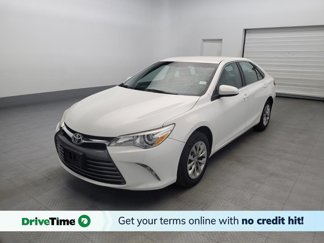 Used 2015 Toyota Camry LE image 1