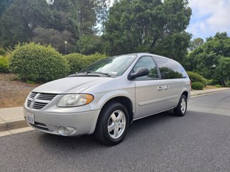 Used 2005 Dodge Grand Caravan SXT w/ Premium Group image 1