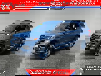 Used 2021 Ford Explorer XLT image 1