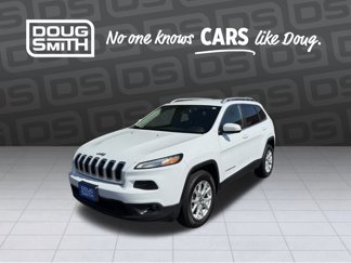 Used 2016 Jeep Cherokee Latitude w/ Cold Weather Group image 1