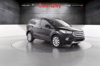 Used 2019 Ford Escape SEL image 1