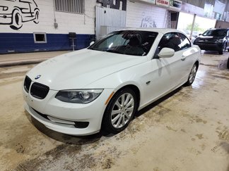 Used 2011 BMW 328i Convertible image 1