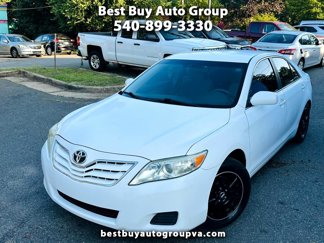 Used 2011 Toyota Camry LE image 1