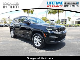 Used 2023 Jeep Grand Cherokee Limited image 1