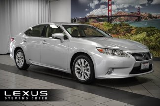 Used 2013 Lexus ES 300h image 1
