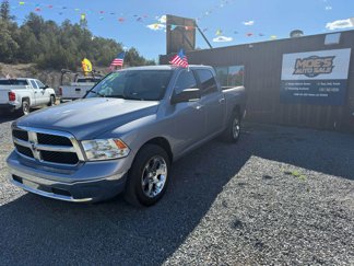 Used 2019 RAM 1500 Classic SLT w/ Luxury Group image 1