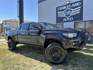 Used 2016 Toyota Tacoma TRD Sport image 1