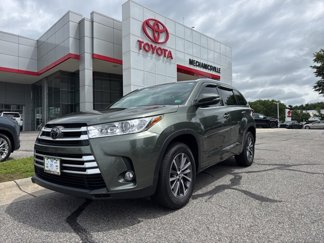 Used 2018 Toyota Highlander XLE image 1