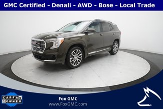 Used 2023 GMC Terrain Denali image 1