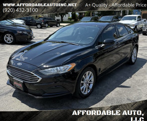 Used 2017 Ford Fusion SE image 1