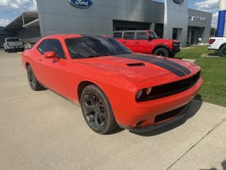 Used 2020 Dodge Challenger SXT w/ Plus Package image 1