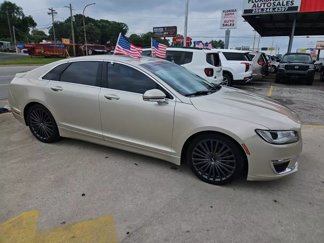 Used 2017 Lincoln MKZ Reserve image 1