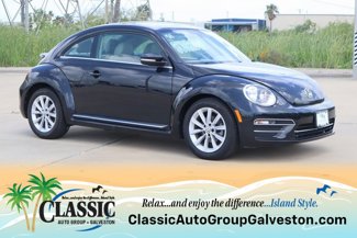 Used 2019 Volkswagen Beetle 2.0T SE image 1