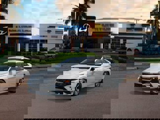 New 2025 Hyundai Elantra SE image 1