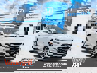 Used 2023 Chevrolet Malibu LT image 1