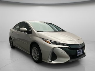 Used 2017 Toyota Prius Prime Advanced image 1