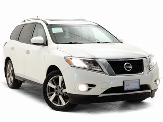 Used 2015 Nissan Pathfinder Platinum image 1