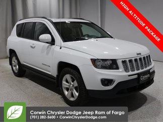 Used 2015 Jeep Compass High Altitude image 1