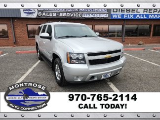 Used 2011 Chevrolet Suburban LS image 1