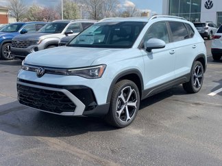 New 2025 Volkswagen Taos SEL image 1