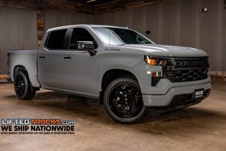 Used 2024 Chevrolet Silverado 1500 Custom image 1