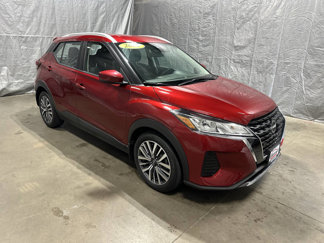 Used 2022 Nissan Kicks SV image 1