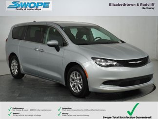 Used 2022 Chrysler Voyager LX image 1