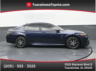 Used 2021 Toyota Camry SE image 1