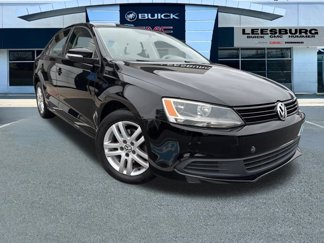 Used 2011 Volkswagen Jetta SE image 1
