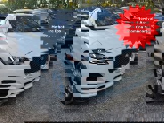 Used 2019 Jaguar F-PACE image 1